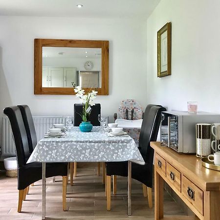 The Woodfarm Lodge - 3 Bedroom House With Free Parking Oxford Extérieur photo