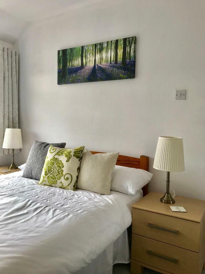 The Woodfarm Lodge - 3 Bedroom House With Free Parking Oxford Extérieur photo